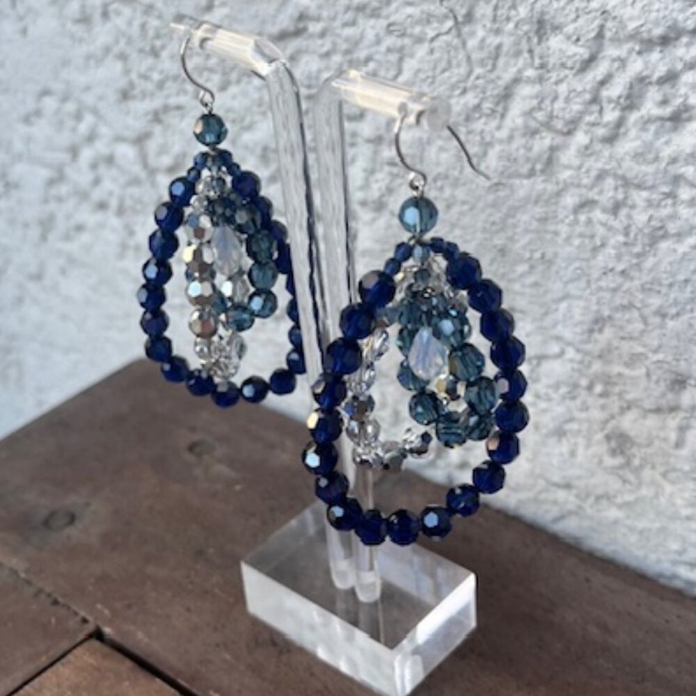 RARE Swarovski Beaded Crystal Spinner Earrings – new in box - Picture 2 of 4